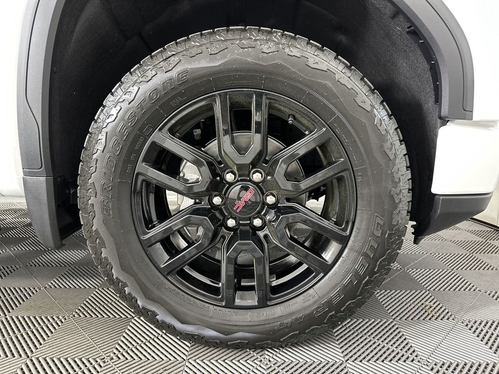 new 2025 GMC Sierra 1500 car, priced at $61,729