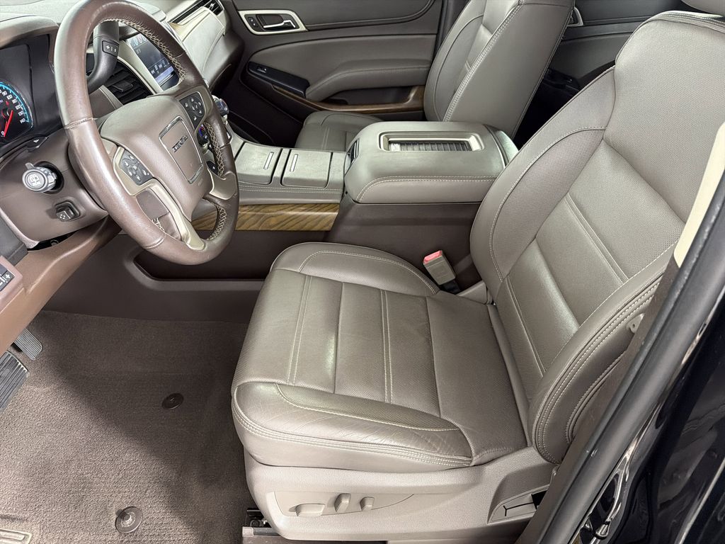 used 2019 GMC Yukon car, priced at $37,995