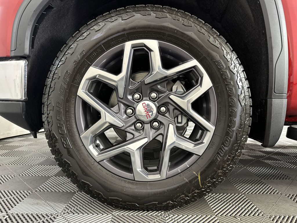 new 2025 GMC Sierra 1500 car, priced at $59,469