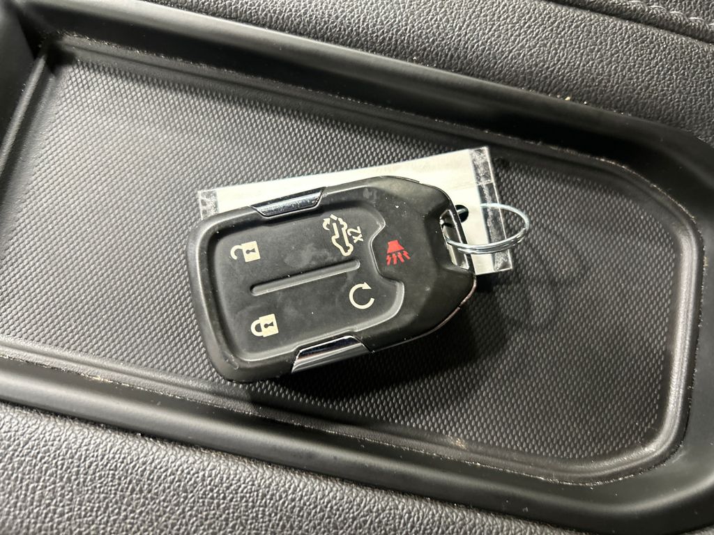 new 2021 Chevrolet Silverado 1500 car, priced at $43,161