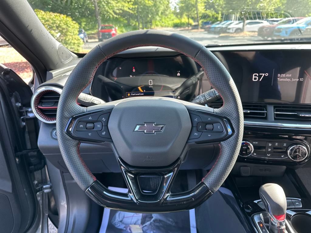 new 2025 Chevrolet Trax car, priced at $25,895