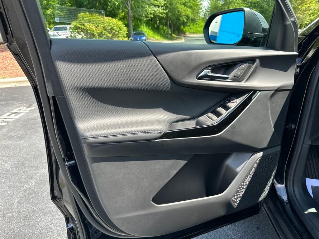 new 2026 Chevrolet Equinox car, priced at $31,995