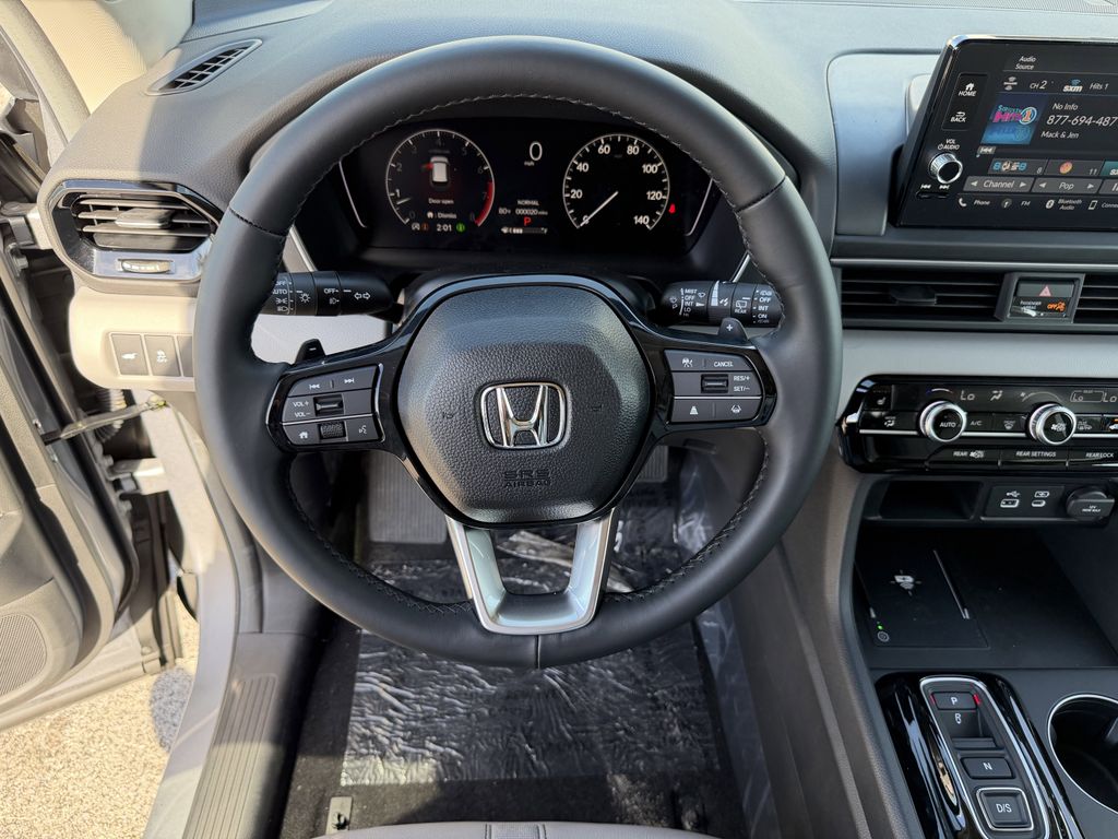 new 2025 Honda Pilot car