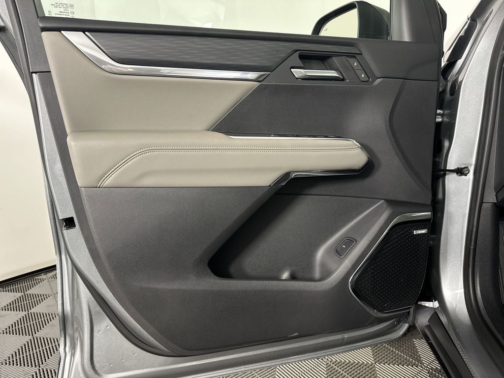 new 2025 GMC Acadia car, priced at $45,425