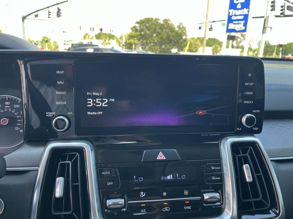 used 2022 Kia Sorento car, priced at $34,291