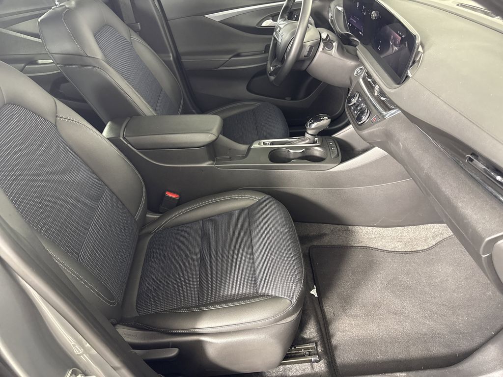 used 2025 Buick Envista car, priced at $22,897