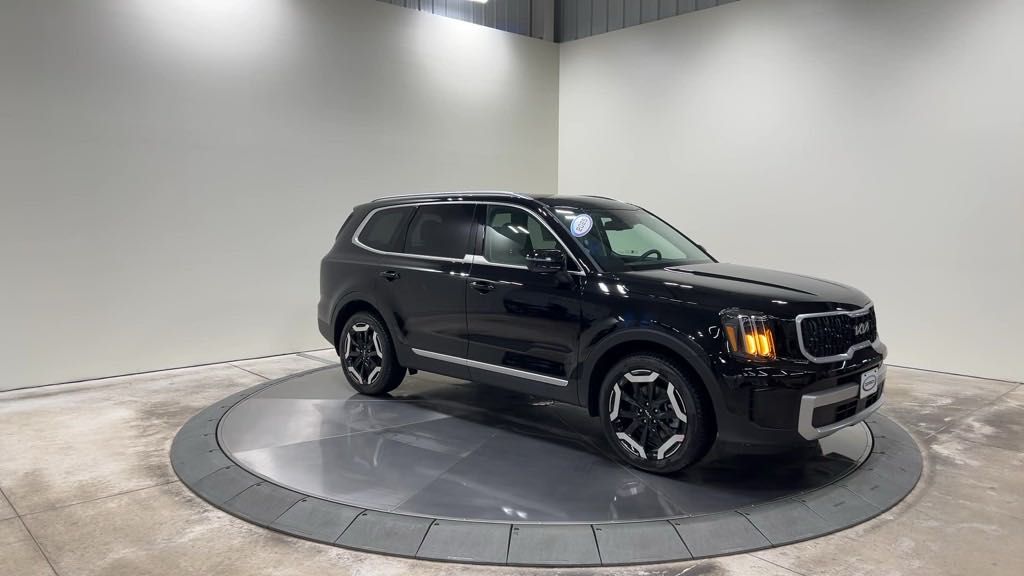 new 2025 Kia Telluride car, priced at $45,180