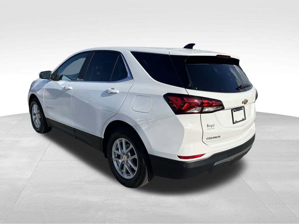 used 2023 Chevrolet Equinox car, priced at $21,392