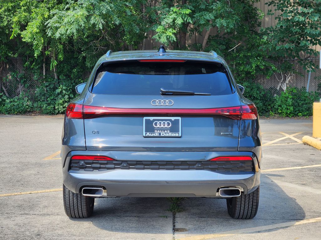 new 2025 Audi Q5 car, priced at $60,175