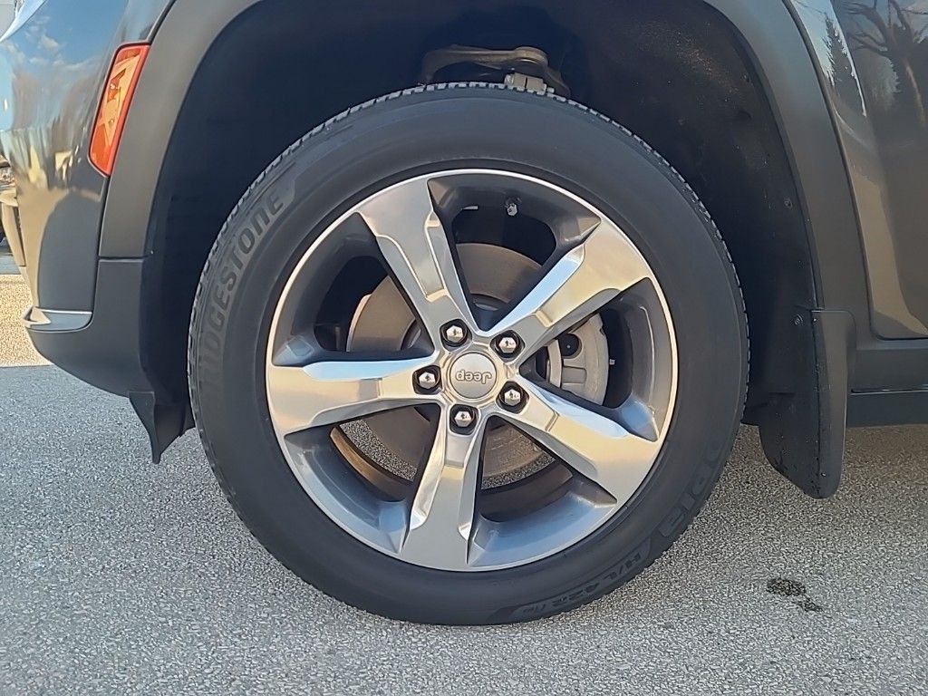 used 2021 Jeep Grand Cherokee L car, priced at $30,927