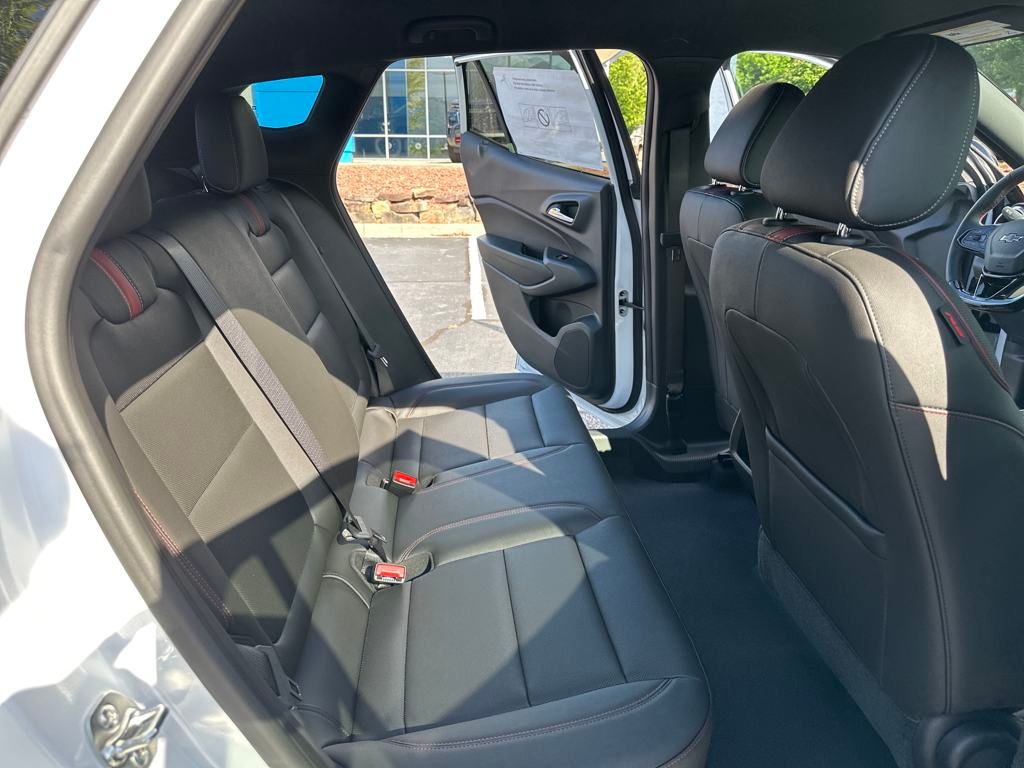new 2025 Chevrolet Trax car, priced at $25,895