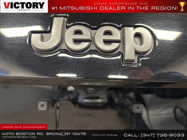 used 2021 Jeep Grand Cherokee car, priced at $24,125