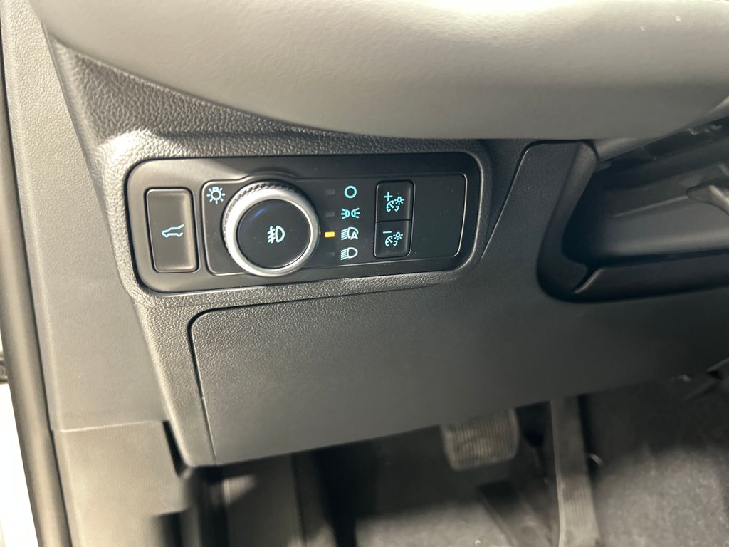 new 2025 Ford Explorer car, priced at $45,826