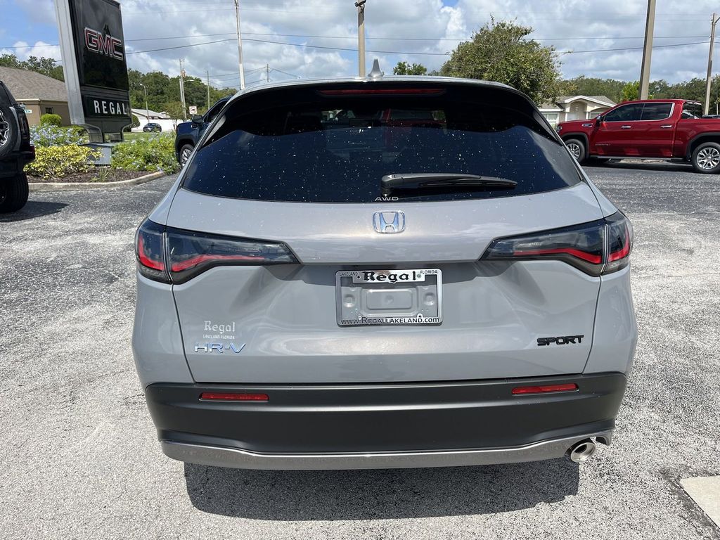 new 2025 Honda HR-V car, priced at $28,176