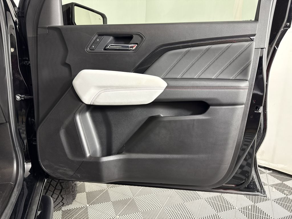 new 2025 GMC Canyon car, priced at $50,465