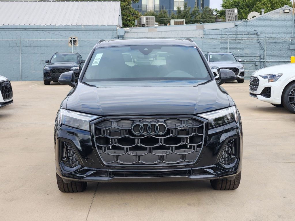 new 2025 Audi SQ7 car, priced at $100,140