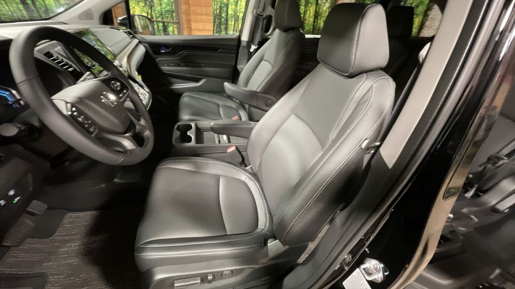 used 2022 Honda Odyssey car, priced at $38,167