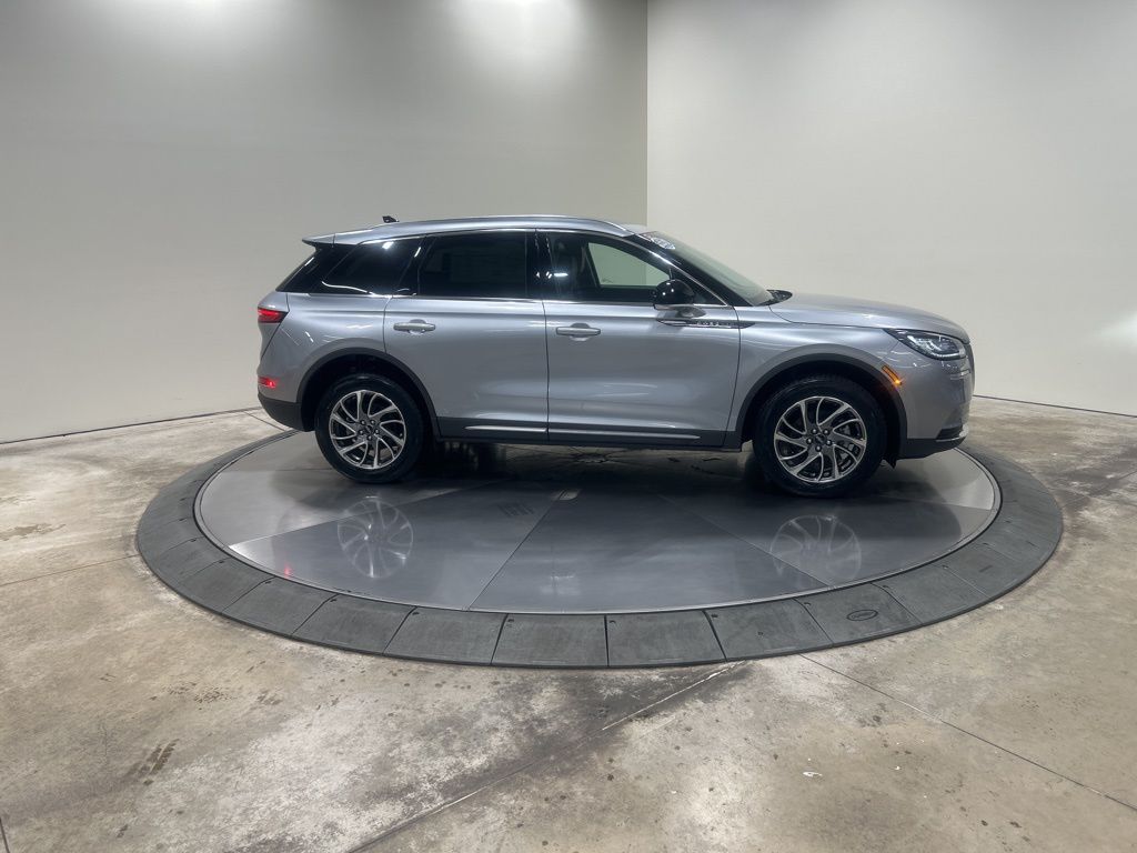 used 2022 Lincoln Corsair car, priced at $27,918
