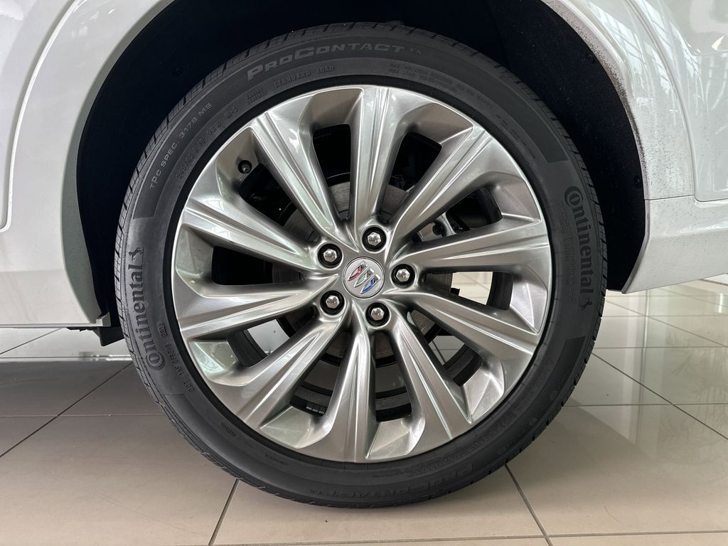 new 2025 Buick Envista car, priced at $31,585