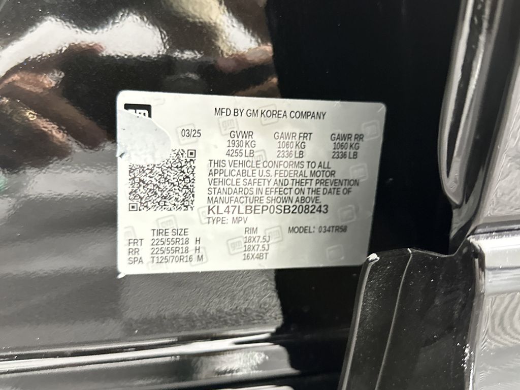 new 2025 Buick Envista car, priced at $29,570