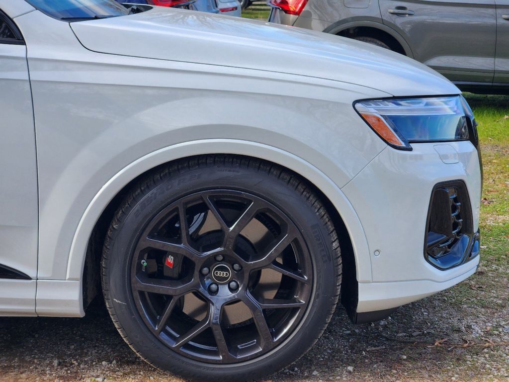 new 2025 Audi SQ7 car, priced at $99,990