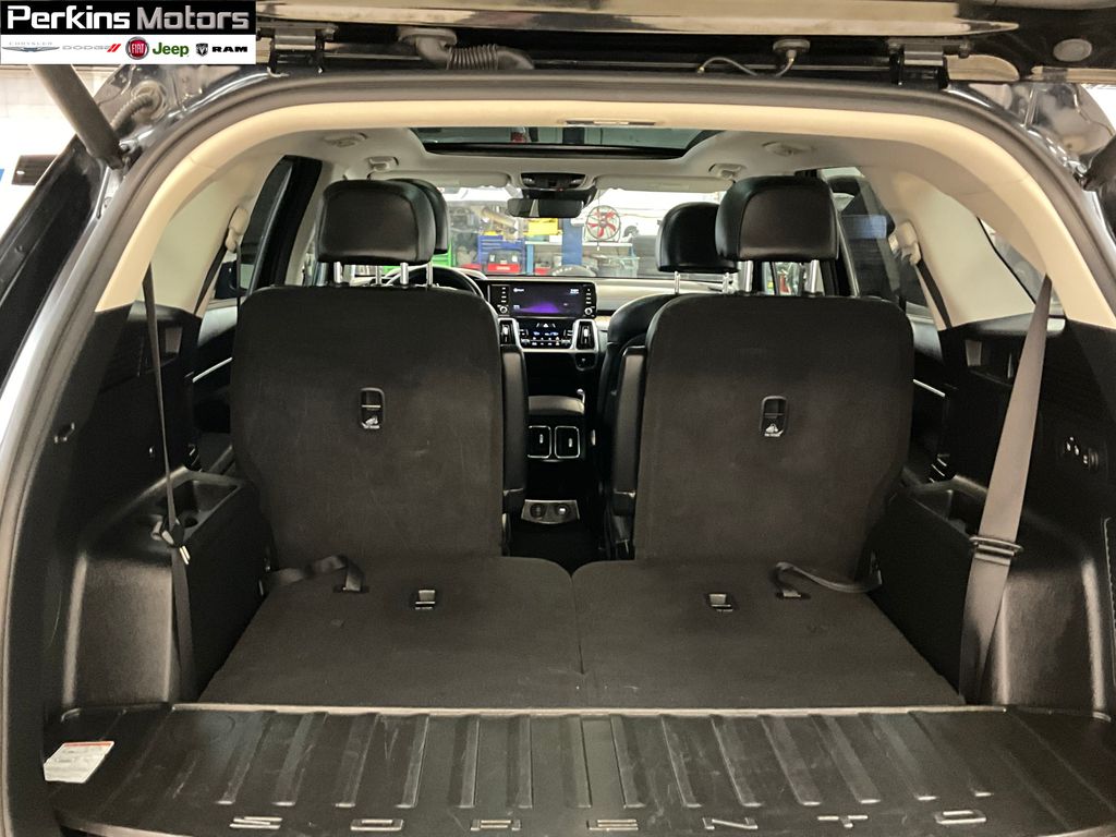 used 2022 Kia Sorento Hybrid car, priced at $31,476