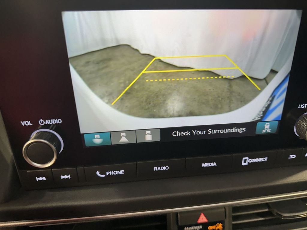 new 2025 Honda Pilot car, priced at $44,205