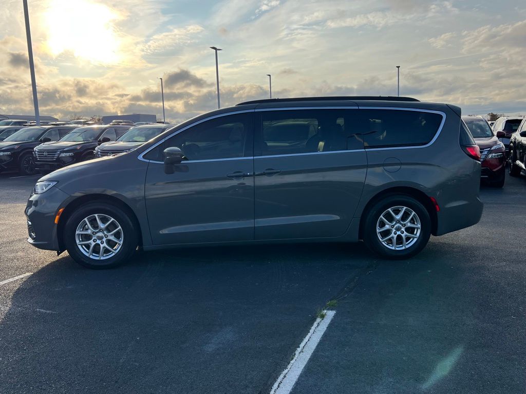 used 2022 Chrysler Pacifica car, priced at $26,000