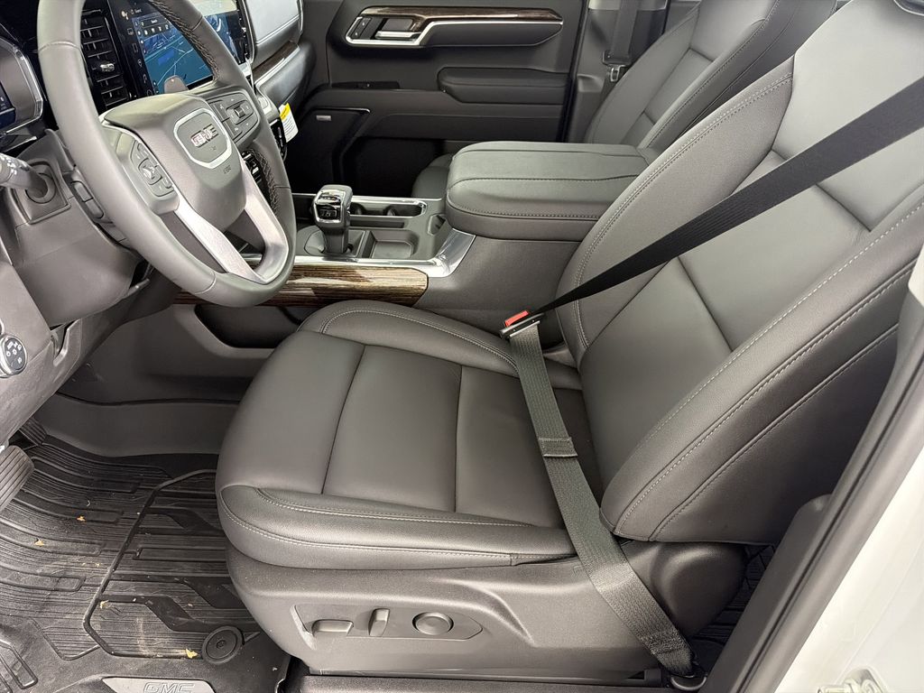new 2025 GMC Sierra 1500 car, priced at $56,729