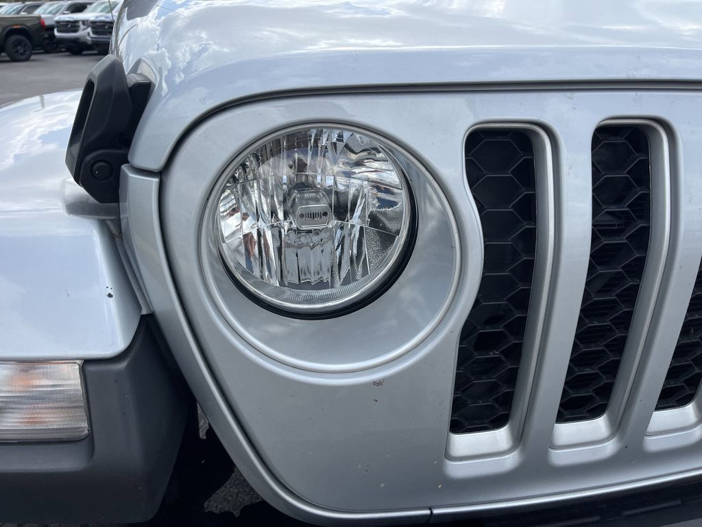 used 2023 Jeep Gladiator car, priced at $29,592