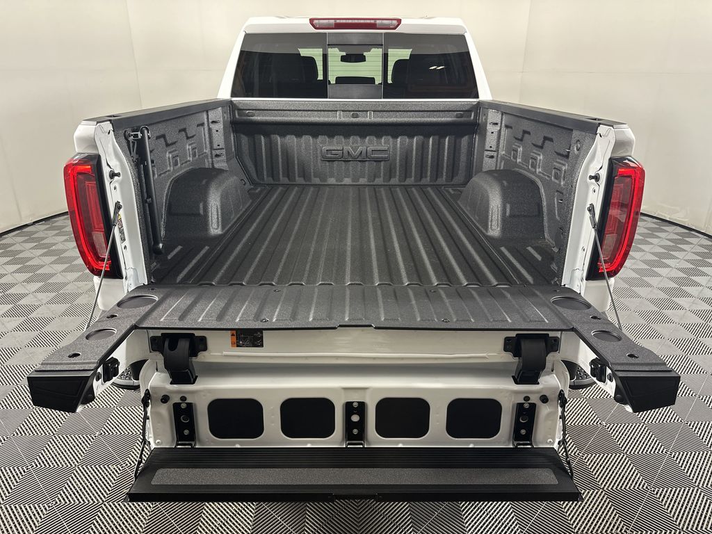 new 2025 GMC Sierra 1500 car, priced at $58,824