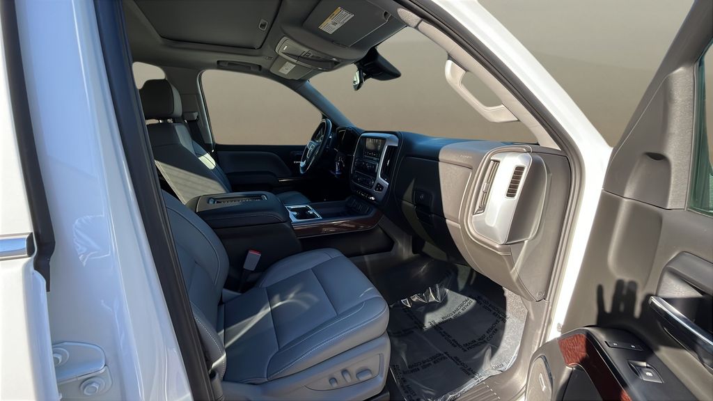used 2018 GMC Sierra 1500 car, priced at $32,000