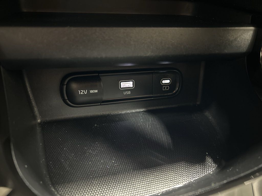 used 2024 Kia Seltos car, priced at $23,374