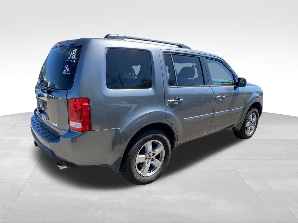 used 2011 Honda Pilot car, priced at $7,022