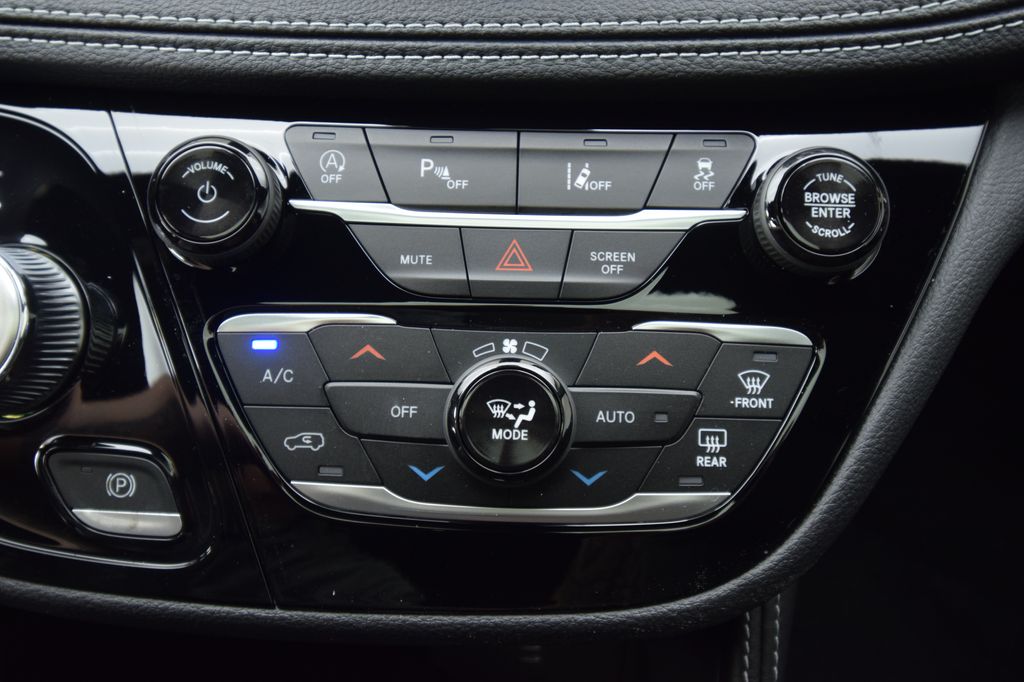 new 2026 Chrysler Pacifica car, priced at $49,359