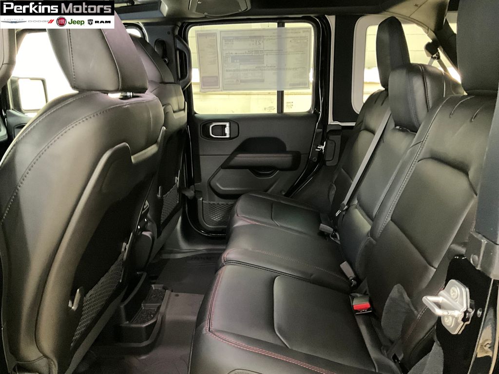 new 2025 Jeep Wrangler car, priced at $58,684