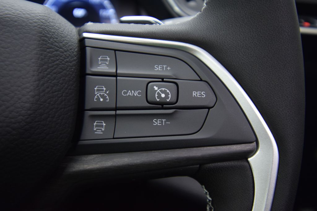 new 2025 Jeep Grand Cherokee car, priced at $51,480