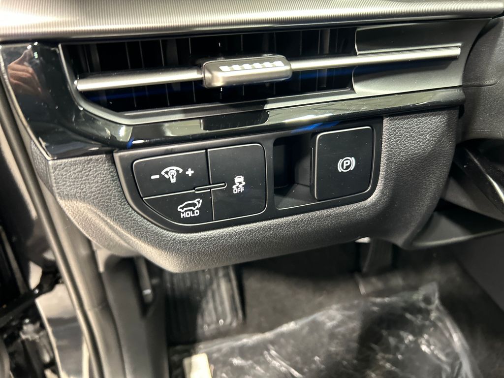 new 2026 Kia Sportage car, priced at $39,665