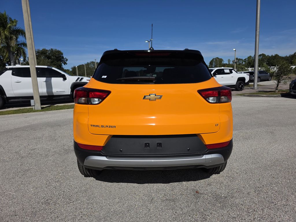 new 2026 Chevrolet TrailBlazer car, priced at $28,475