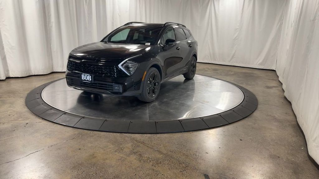 new 2025 Kia Sportage Plug-In Hybrid car, priced at $45,042