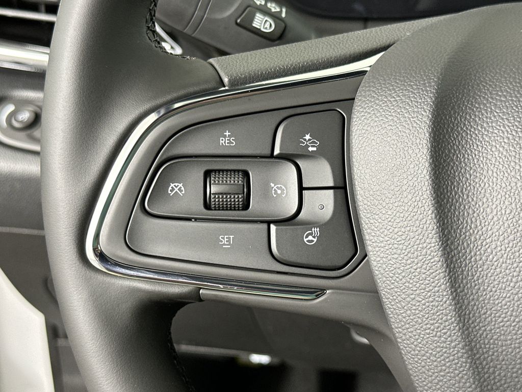 new 2025 Buick Envista car, priced at $31,685