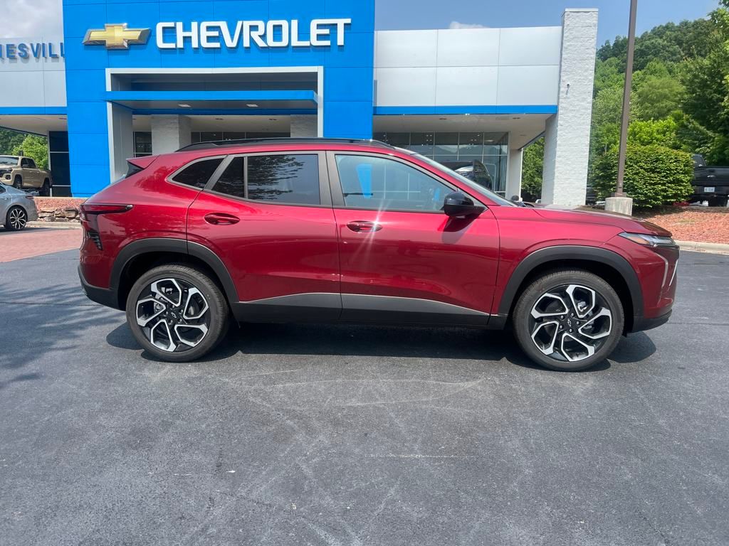 new 2025 Chevrolet Trax car, priced at $26,690