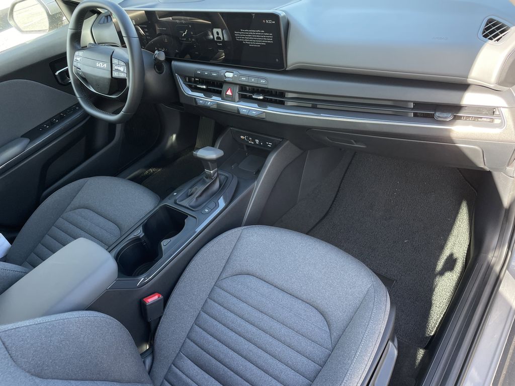 new 2025 Kia K4 car, priced at $24,073