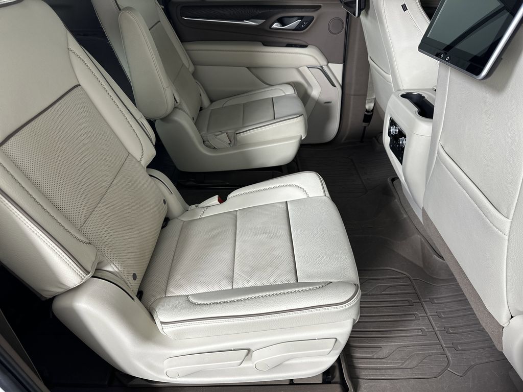 used 2022 GMC Yukon XL car, priced at $56,928