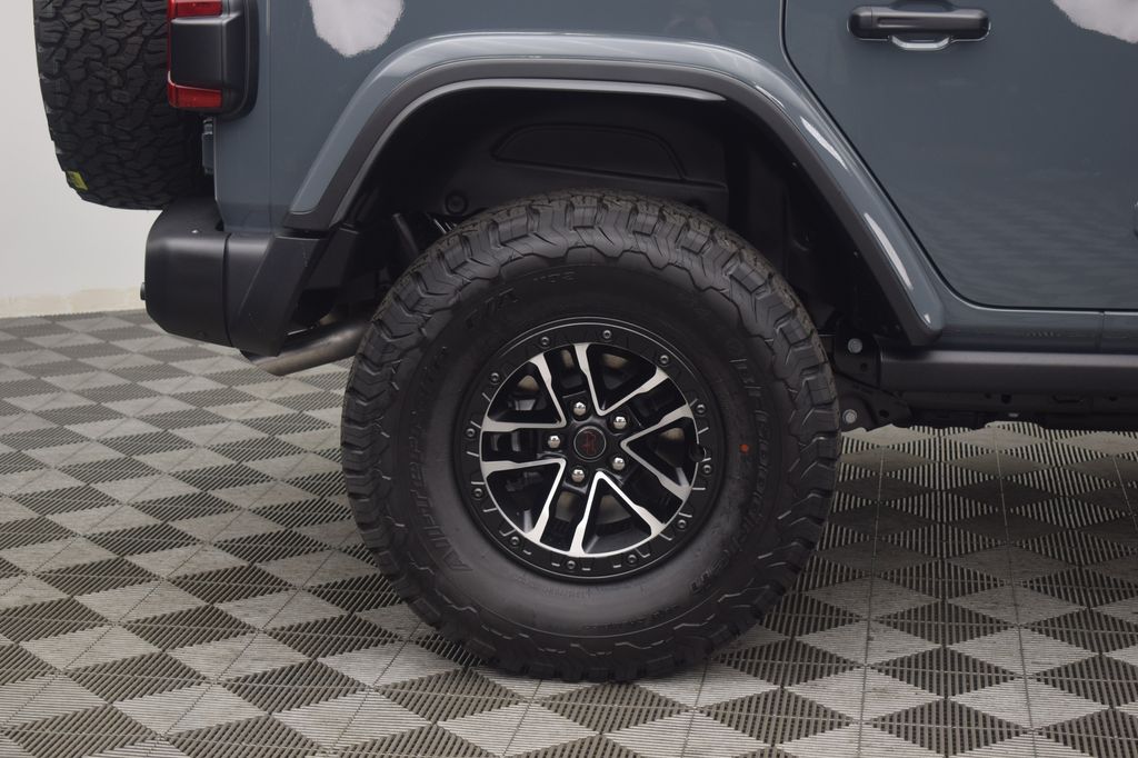 new 2025 Jeep Wrangler car, priced at $66,610
