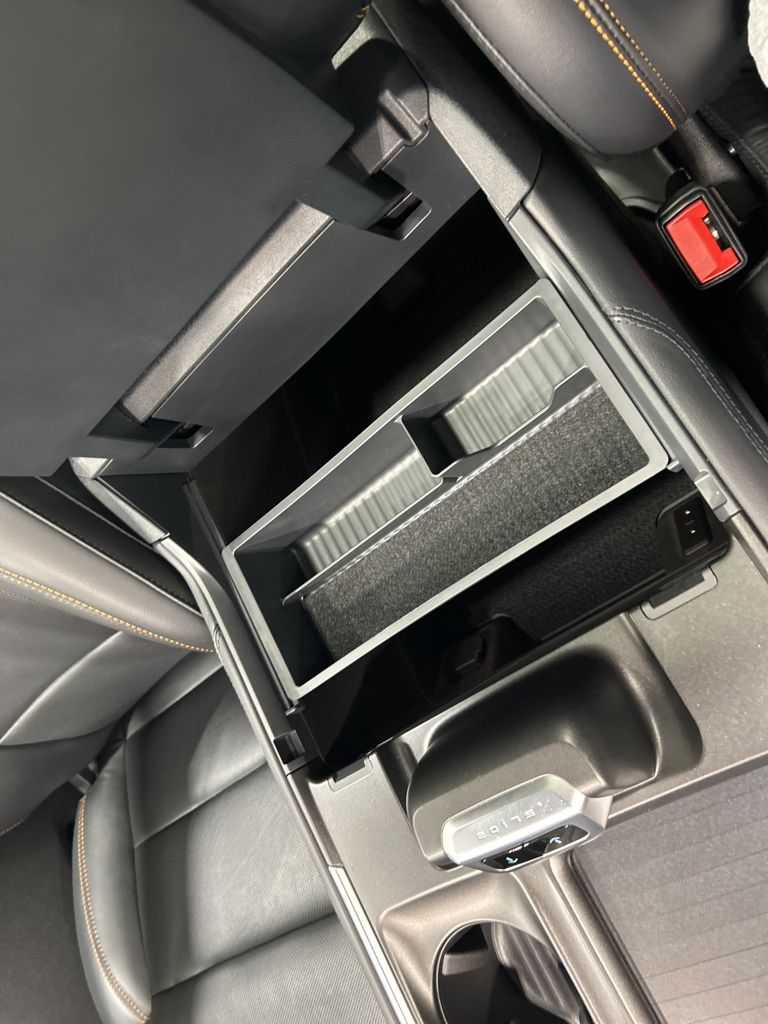 used 2025 Ford Expedition car, priced at $83,462