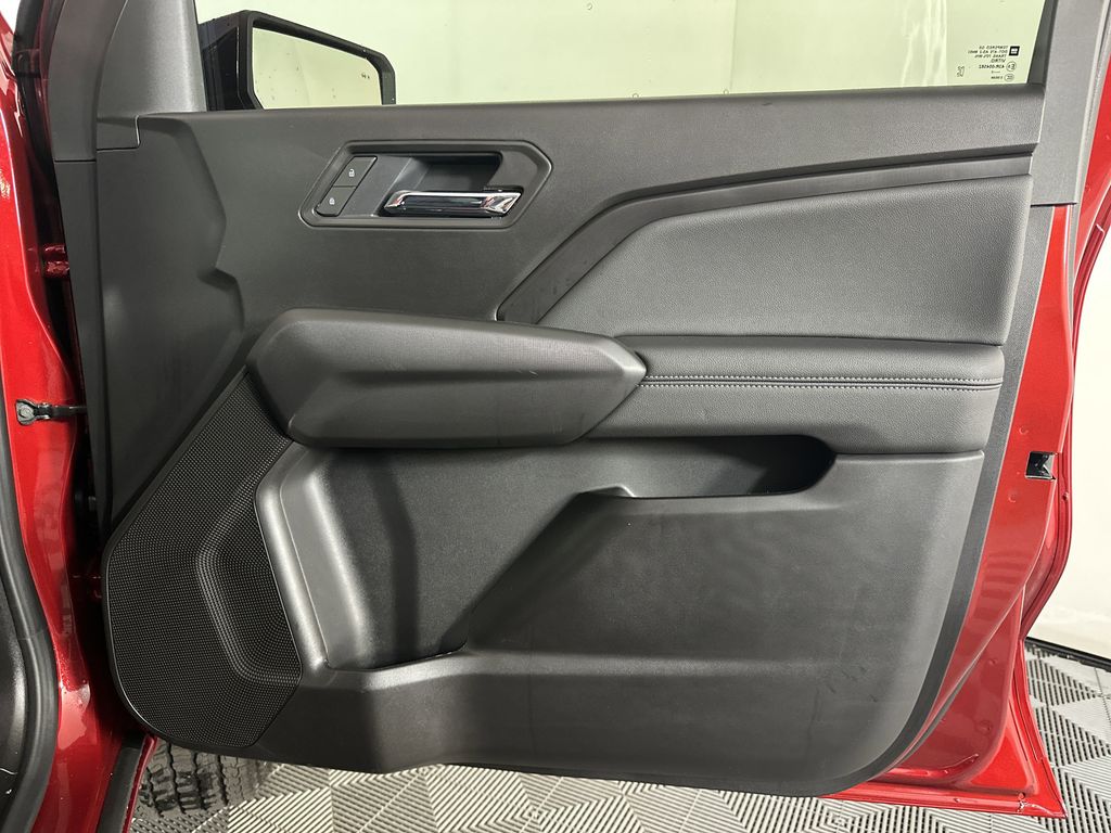 new 2025 GMC Canyon car, priced at $41,570