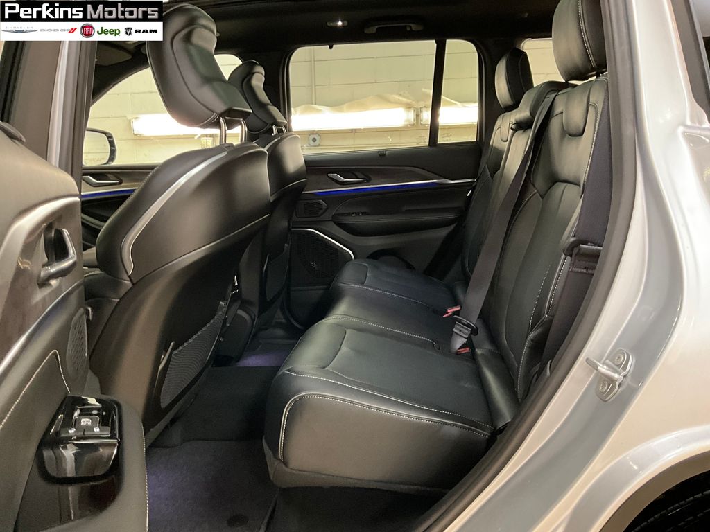 new 2025 Jeep Grand Cherokee car, priced at $59,841