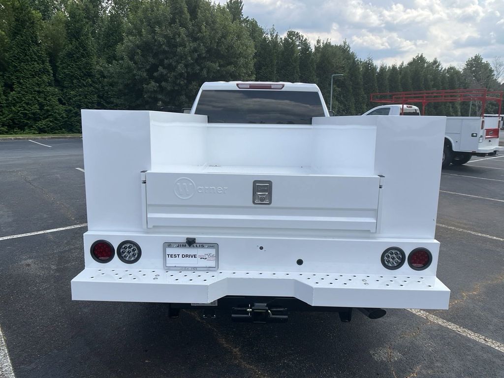 new 2024 GMC Sierra 2500HD car, priced at $46,133