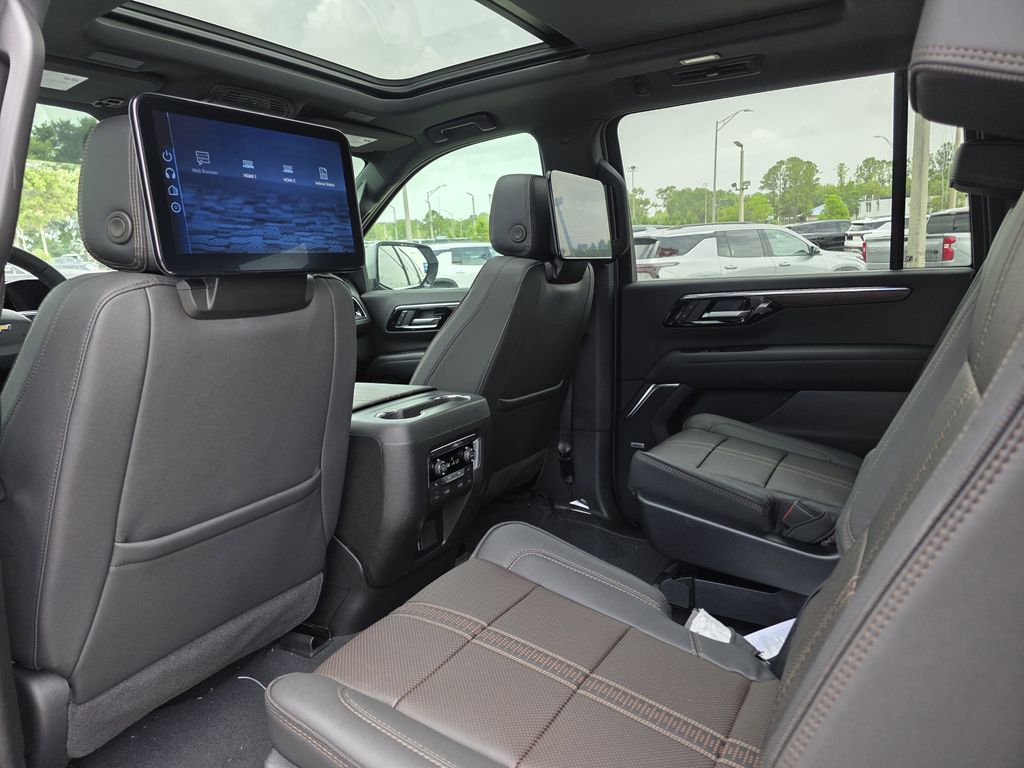 new 2025 Chevrolet Suburban car, priced at $90,859